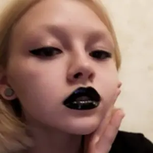 Я Алекса, 23, из Москвы, ищу знакомство для общения