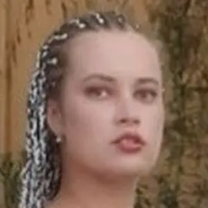 Julia из Ужгорода, ищу на сайте вирта