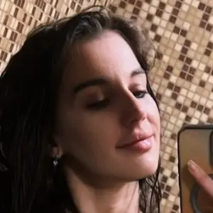 Я Валентина, 26, из Краснодара, ищу знакомство для совместных путешествий