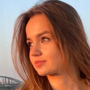 Вікуся из Константиновки, мне 21, познакомлюсь на одну ночь