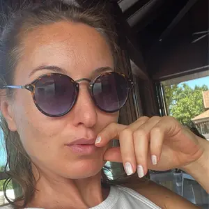 Я Елена, 44, из Санкт-Петербурга, ищу знакомство для постоянных отношений