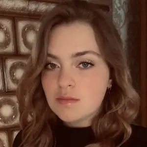 Я Вероніка, 18, из Яворова, ищу знакомство для совместных путешествий