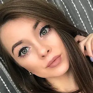Кристина из Усть-Лабинска, мне 26, познакомлюсь для на одну ночь