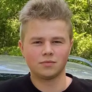 Діма из Кропивницкого, мне 23, познакомлюсь для дружбы
