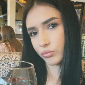 Я Kris, 21, знакомлюсь на одну ночь в Одессе