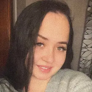 Я Алина, 27, из Минска, ищу знакомство для постоянных отношений