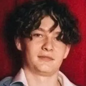Я Александр, 19, знакомлюсь для вирт в Нижнем Новгороде