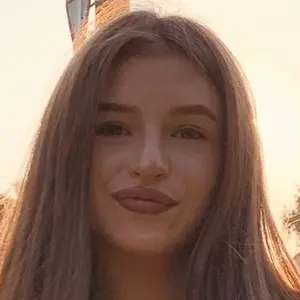 Я Мирослава, 26, знакомлюсь для общения в Киеве