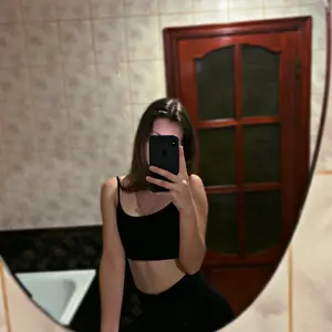 Я Анна, 25, из Киевского, ищу знакомство для виртуального секса