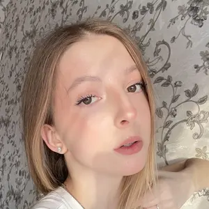 Я Кристина, 18, знакомлюсь для общения в Москве