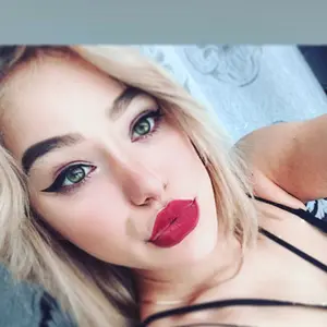 Я Millena, 25, из Березовки, ищу знакомство для приятного времяпровождения
