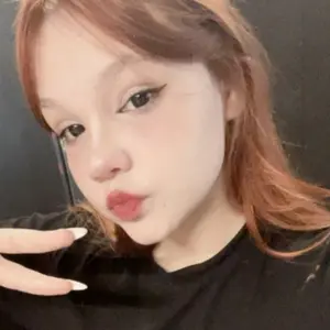 Я Victoria, 22, знакомлюсь для открытые отношения в Хороле