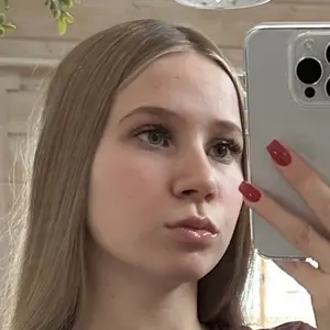 Я Настя, 18, знакомлюсь для приятного времяпровождения в Иббенбюрен