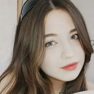 Milana из Винницы, мне 19, познакомлюсь для общения