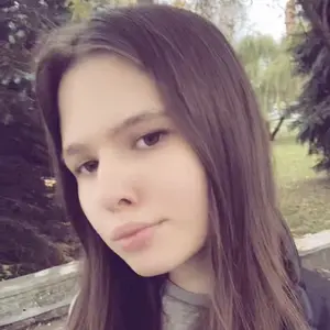 Я Алина, 18, из Минска, ищу знакомства без обязательств