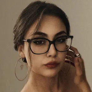 Мария из Амстердама, ищу на сайте вирта