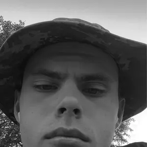 Я Даня, 19, из Кропивницкого, ищу знакомство для без обязательств