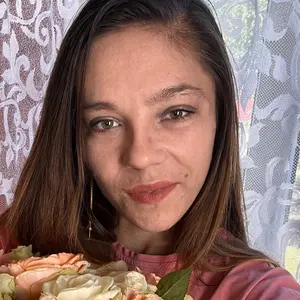 Nadia из Житомира, мне 25, познакомлюсь для открытые отношения