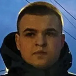 Я Владислав, 18, из Киева, ищу знакомство для открытые отношения