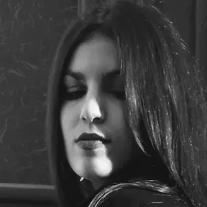 Я Кира, 25, знакомлюсь без обязательств в Бердянске