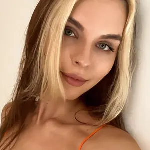 Я Аня, 25, из Надворной, ищу знакомство для вирта