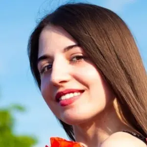 Julia из Староконстантинова, мне 26, познакомлюсь на одну ночь