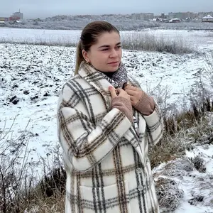 Я Марія, 21, знакомлюсь для приятного времяпровождения в Черновцах