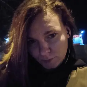Диана из Волжского, ищу на сайте секс на одну ночь