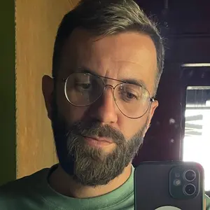 Я Dmitrii, 32, знакомлюсь для приятного времяпровождения в Волгограде