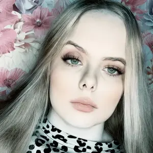 Яна из Ковдора, ищу на сайте общение