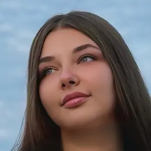 Я Lina, 22, из Одессы, ищу знакомство для без обязательств