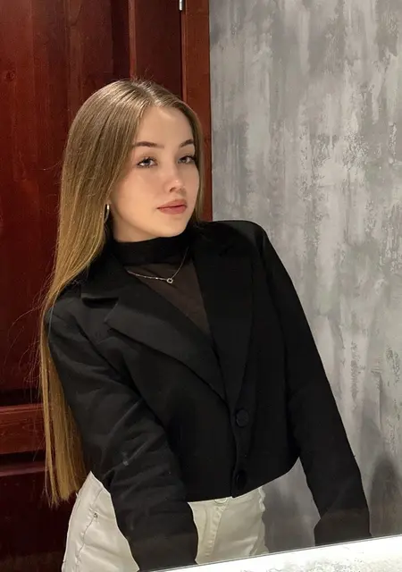 Я Яна, 22, из Мадрида, ищу знакомство для общения