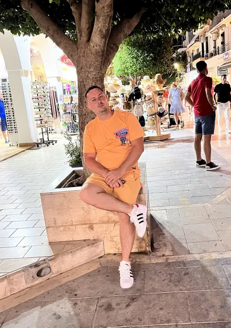 Ionut Cristian из Бухареста, ищу на сайте знакомства на одну ночь