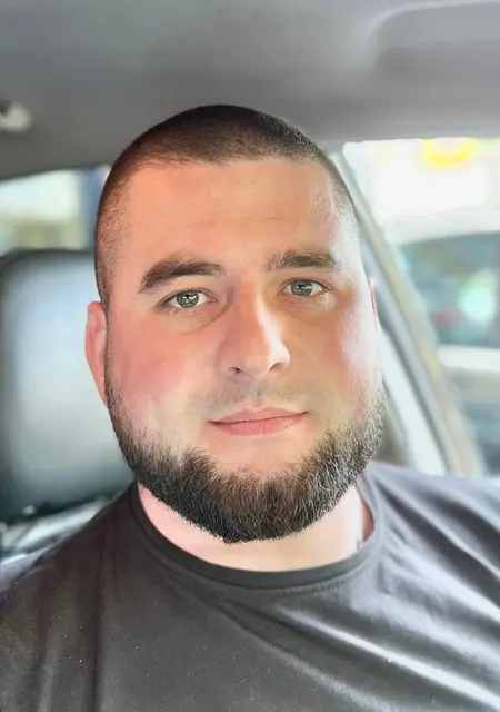 Діма из Винницы, ищу на сайте знакомства на одну ночь