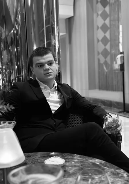 Я Nika, 21, знакомлюсь без обязательств в Тбилиси