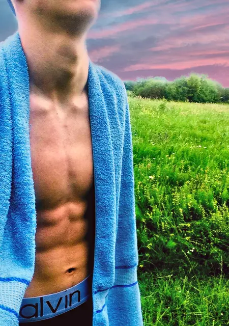 Нікіта из Ровно, ищу на сайте знакомства на одну ночь