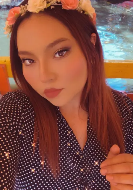 Я Karen, 19, из Мехико, ищу знакомства без обязательств