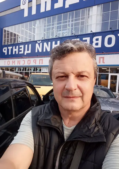 Я Igor, 64, из Киева, ищу знакомства на одну ночь