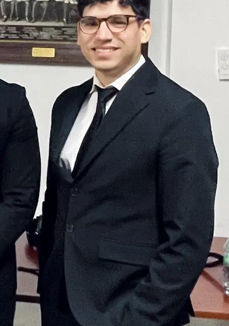 Soy Henry, 31 años de Madrid, busco conocer gente para lío de una noche