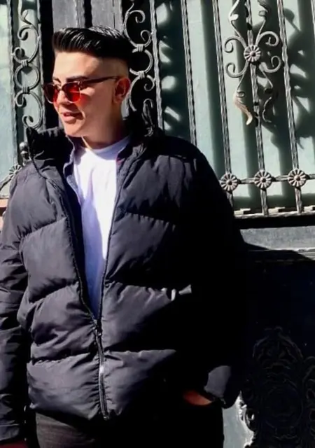 Я Memo, 19, знакомлюсь без обязательств в Стамбуле