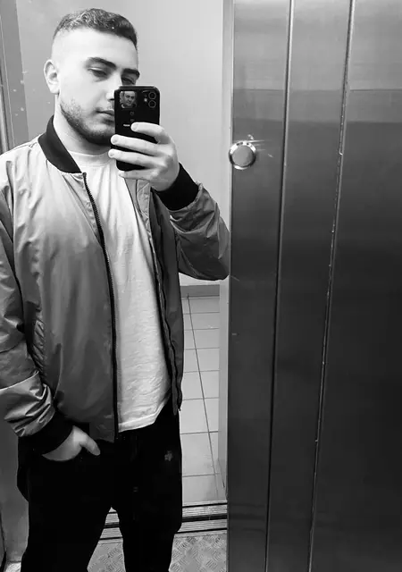 Я Ара, 26, знакомлюсь на одну ночь в Вене