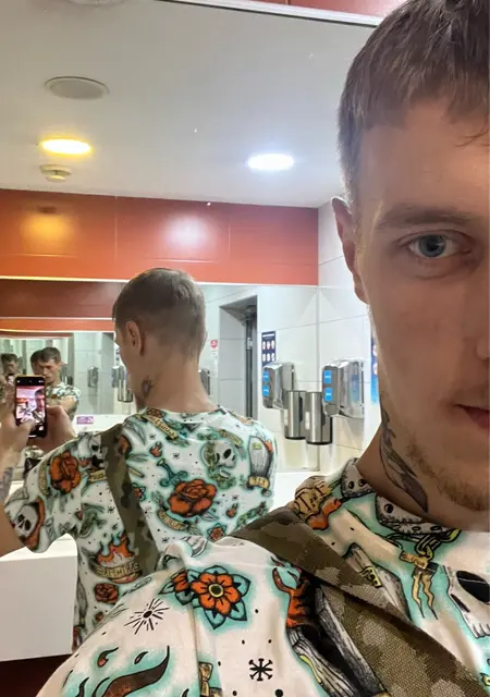 Сергей из Лондона, ищу на сайте знакомства без обязательств