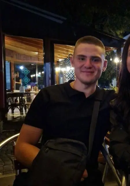 Я Stas, 22, из Мукачева, ищу знакомство для совместных путешествий