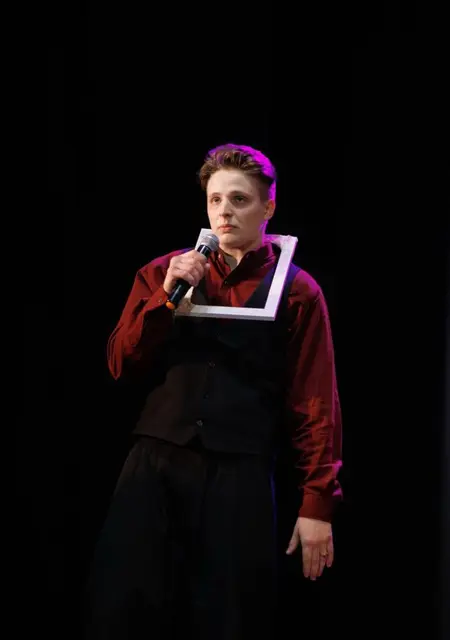 Данил из Франкфурта-на-майне, мне 25, познакомлюсь для приятного времяпровождения