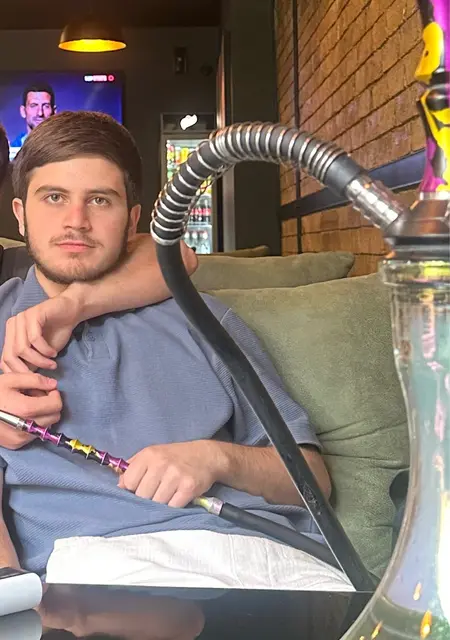 Я Artyom, 19, знакомлюсь без обязательств в Ереване