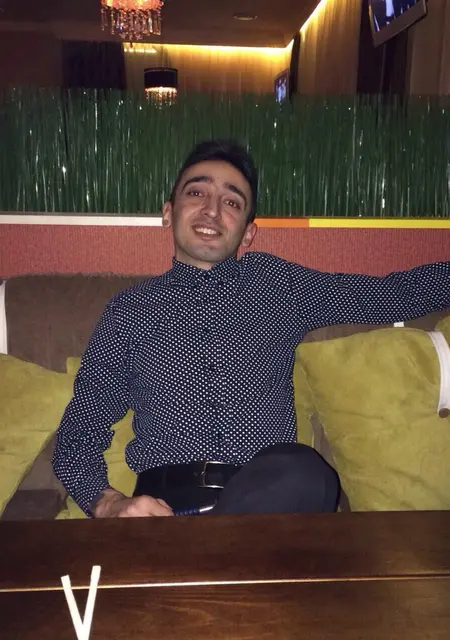 Эльшан Муст из Фюссен, ищу на сайте знакомства на одну ночь