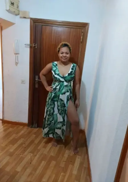 Angela из Мадрида, мне 31, познакомлюсь