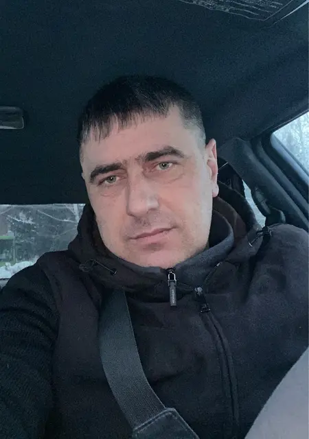 Александр из Усть-Каменогорска, ищу на сайте открытые отношения
