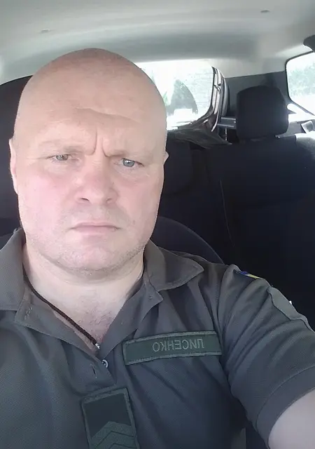 Я Віктор, 47 років, знайомлюсь на одну ніч у Павлограде