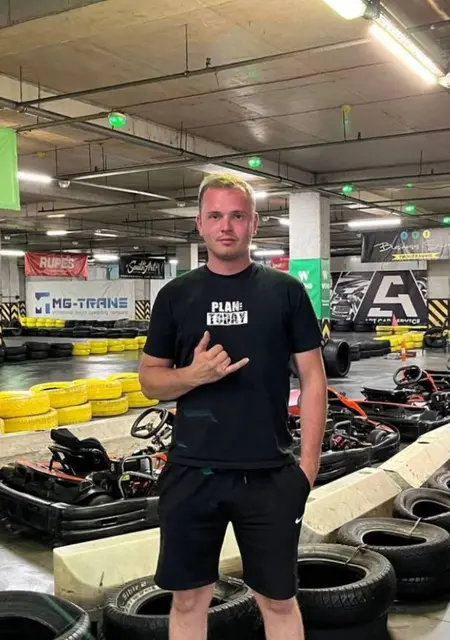 Олег з Прилук, шукаю на сайті знайомства без зобов'язань